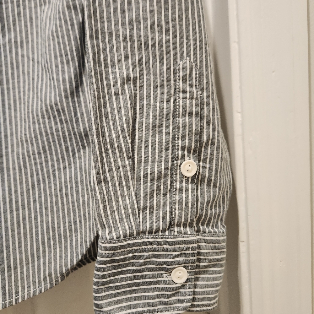 Mens Gap Button Down Size Medium - Picture 4 of 10
